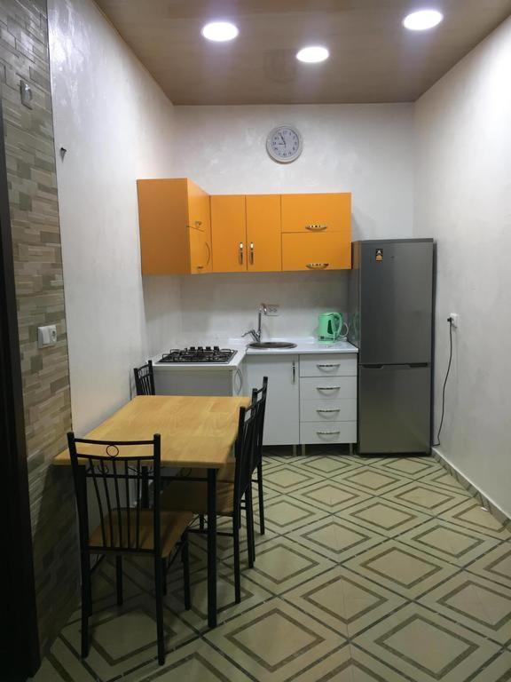 巴统 Nana'S House酒店 外观 照片