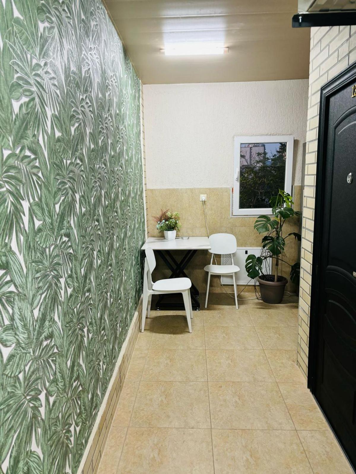 巴统 Nana'S House酒店 外观 照片